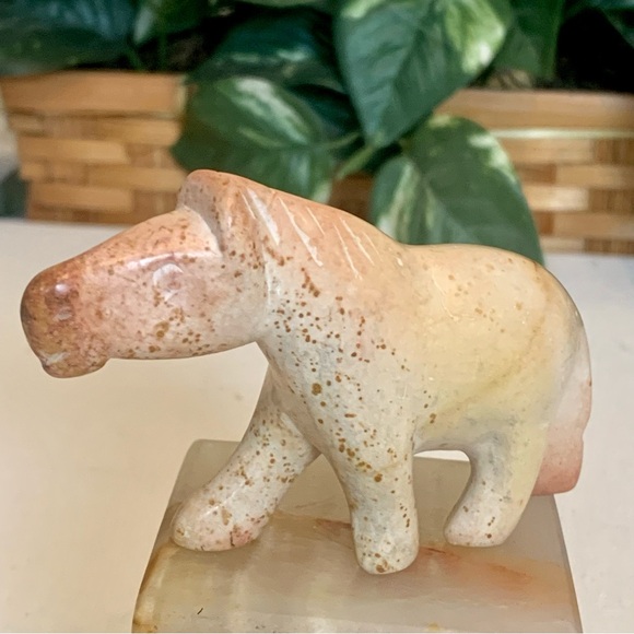 Kisii Soapstone Horse Figurine Hand Carved Stone Pony Carving Animal Figure 4” - Picture 2 of 15